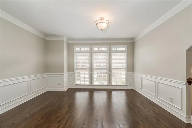 7305 Village Creek Trace, Atlanta, Georgia 30328, 4 Bedrooms Bedrooms, ,3 BathroomsBathrooms,Residential,Sold,7305 Village Creek Trace,6757508