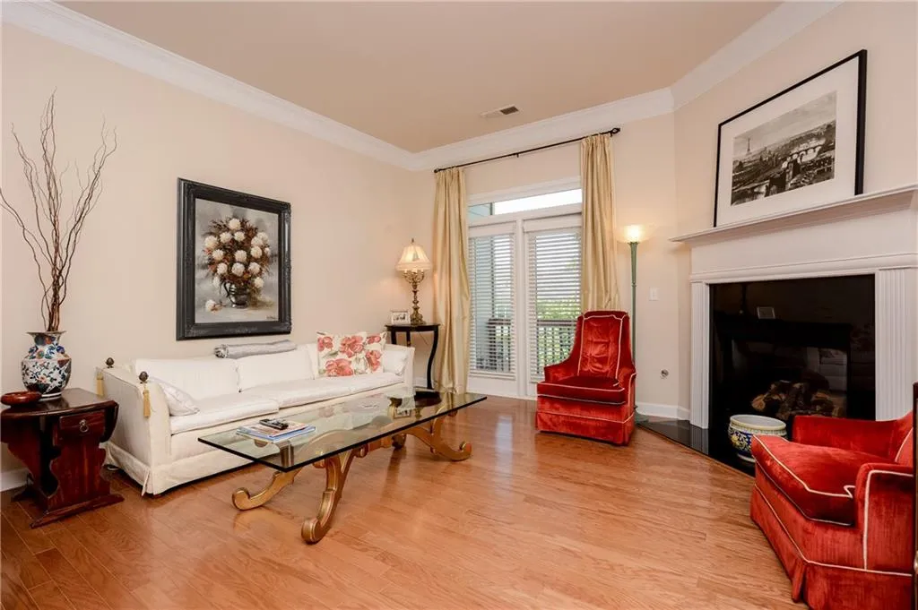 1963 Cobblestone Circle, Brookhaven, Georgia 30319, 2 Bedrooms Bedrooms, ,2 BathroomsBathrooms,Residential,Sold,1963 Cobblestone Circle,5739164