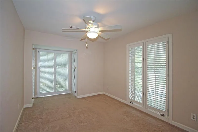 72 Willow Glen, Sandy Springs, Georgia 30342, 3 Bedrooms Bedrooms, ,3 BathroomsBathrooms,Residential,Sold,72 Willow Glen,6762830