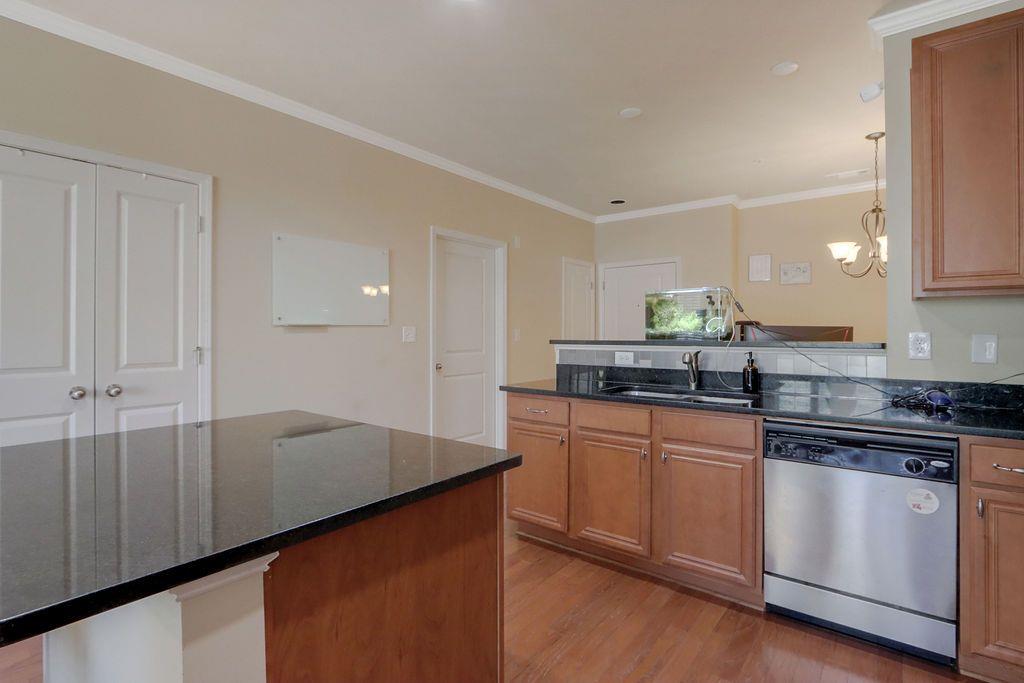 7265 GLISTEN Avenue Unit 122, Atlanta, Georgia 30328, 1 Bedroom Bedrooms, ,1 BathroomBathrooms,Residential,Sold,7265 GLISTEN Avenue Unit 122,7312877