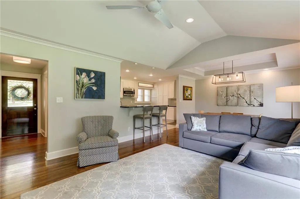 6405 Bridgewood Valley Road, Atlanta, Georgia 30328, 5 Bedrooms Bedrooms, ,3 BathroomsBathrooms,Residential,Sold,6405 Bridgewood Valley Road,6893050