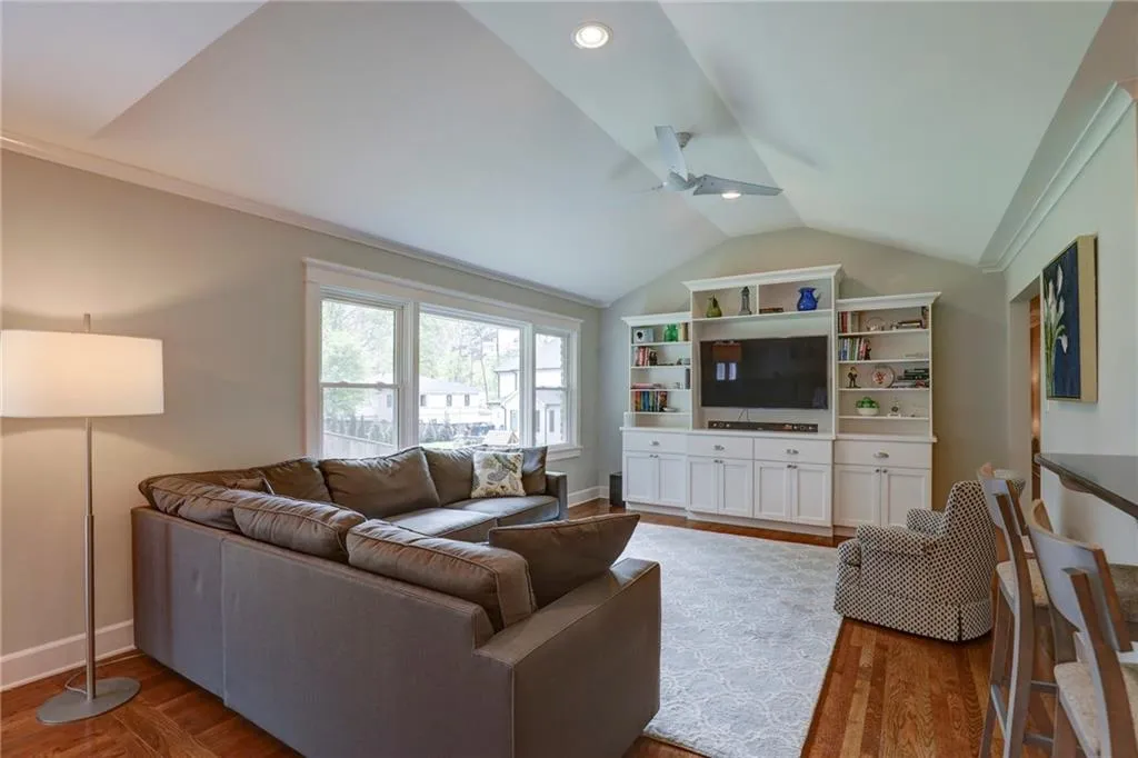 6405 Bridgewood Valley Road, Atlanta, Georgia 30328, 5 Bedrooms Bedrooms, ,3 BathroomsBathrooms,Residential,Sold,6405 Bridgewood Valley Road,6893050