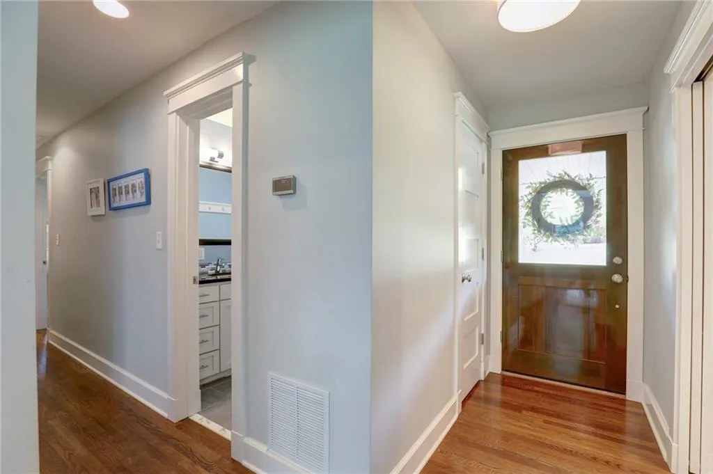 6405 Bridgewood Valley Road, Atlanta, Georgia 30328, 5 Bedrooms Bedrooms, ,3 BathroomsBathrooms,Residential,Sold,6405 Bridgewood Valley Road,6893050