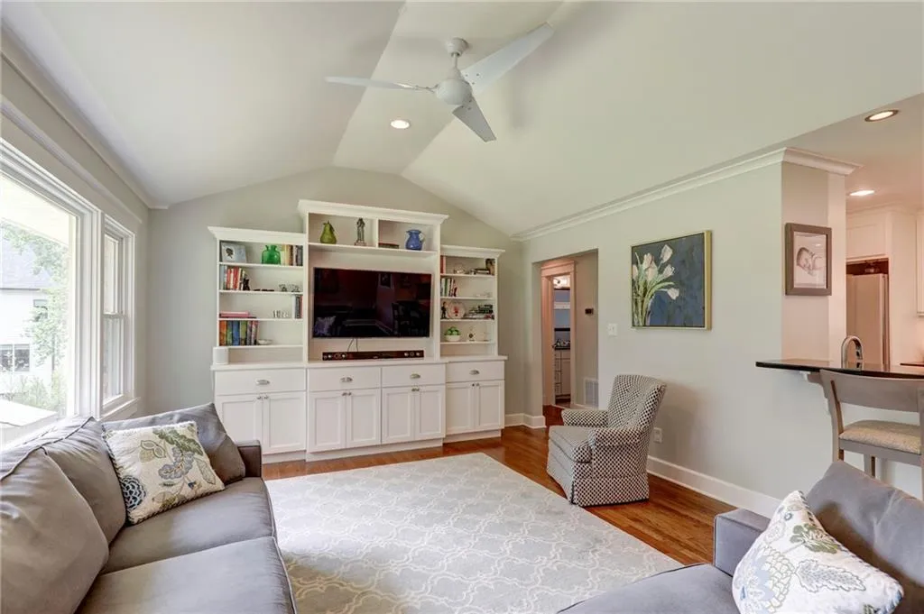 6405 Bridgewood Valley Road, Atlanta, Georgia 30328, 5 Bedrooms Bedrooms, ,3 BathroomsBathrooms,Residential,Sold,6405 Bridgewood Valley Road,6893050