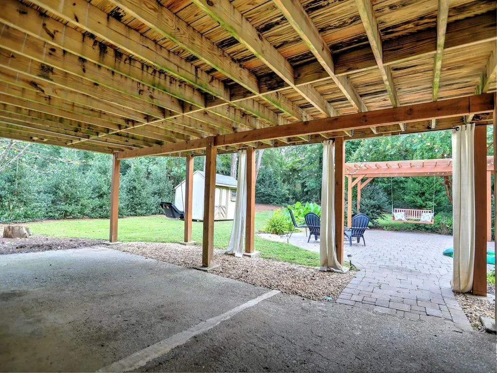 335 Brook Drive, Atlanta, Georgia 30328, 3 Bedrooms Bedrooms, ,2 BathroomsBathrooms,Residential,Sold,335 Brook Drive,6935653