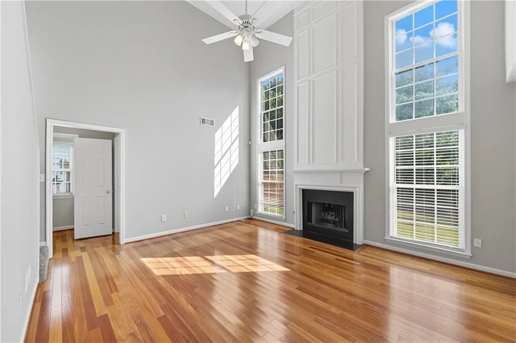5061 Bright Hampton Drive Se, Atlanta, Georgia 30339, 3 Bedrooms Bedrooms, ,2 BathroomsBathrooms,Residential,For Sale,5061 Bright Hampton Drive Se,7655923