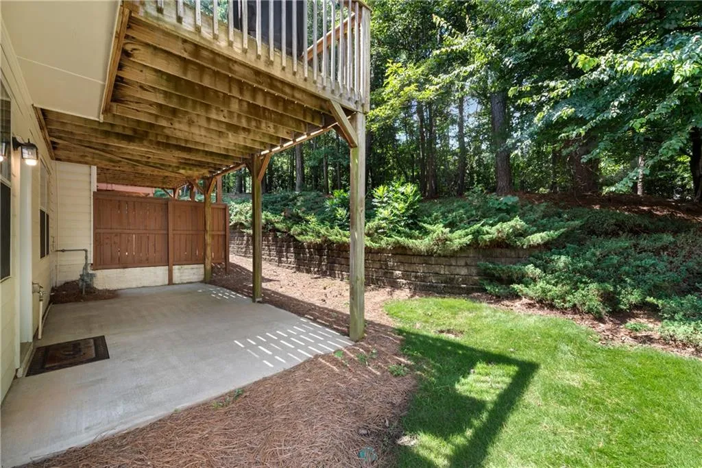 3733 Chattahoochee Summit Drive Se Unit 7, Atlanta, Georgia 30339, 3 Bedrooms Bedrooms, ,2 BathroomsBathrooms,Residential,For Sale,3733 Chattahoochee Summit Drive Se Unit 7,7604825