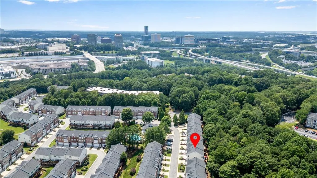 3733 Chattahoochee Summit Drive Se Unit 7, Atlanta, Georgia 30339, 3 Bedrooms Bedrooms, ,2 BathroomsBathrooms,Residential,For Sale,3733 Chattahoochee Summit Drive Se Unit 7,7604825