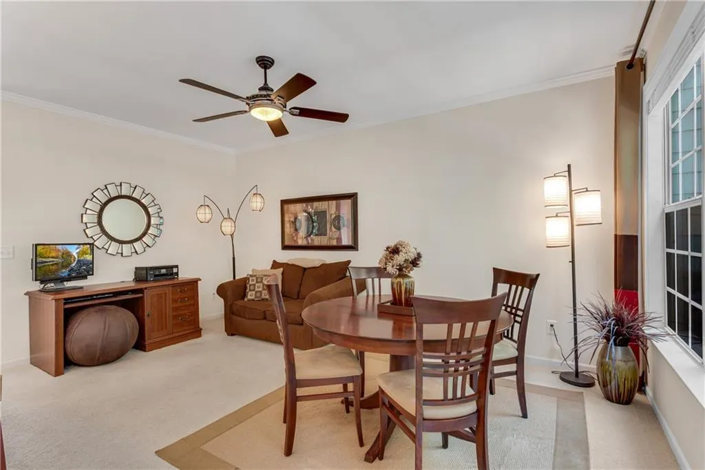 3733 Chattahoochee Summit Drive Se Unit 7, Atlanta, Georgia 30339, 3 Bedrooms Bedrooms, ,2 BathroomsBathrooms,Residential,For Sale,3733 Chattahoochee Summit Drive Se Unit 7,7604825