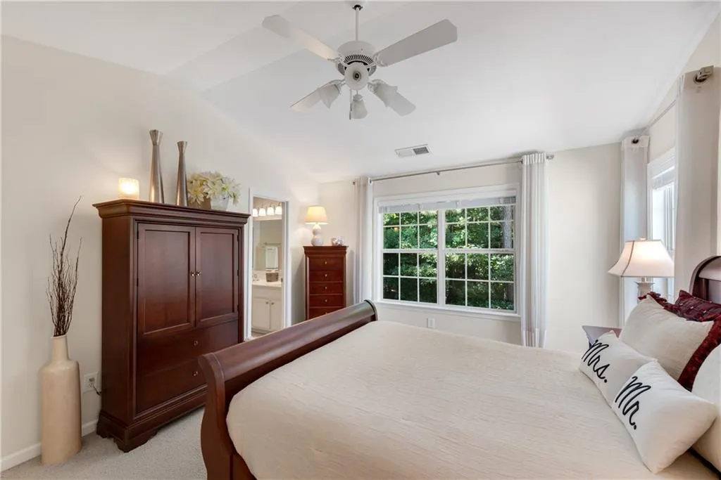 3733 Chattahoochee Summit Drive Se Unit 7, Atlanta, Georgia 30339, 3 Bedrooms Bedrooms, ,2 BathroomsBathrooms,Residential,For Sale,3733 Chattahoochee Summit Drive Se Unit 7,7604825
