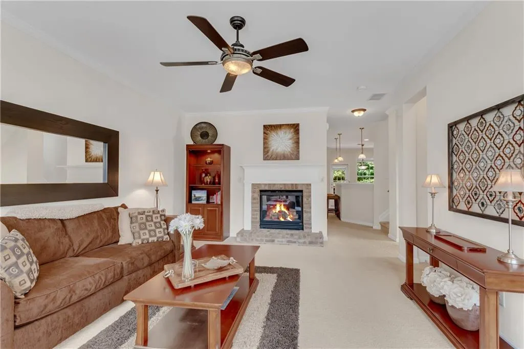 3733 Chattahoochee Summit Drive Se Unit 7, Atlanta, Georgia 30339, 3 Bedrooms Bedrooms, ,2 BathroomsBathrooms,Residential,For Sale,3733 Chattahoochee Summit Drive Se Unit 7,7604825