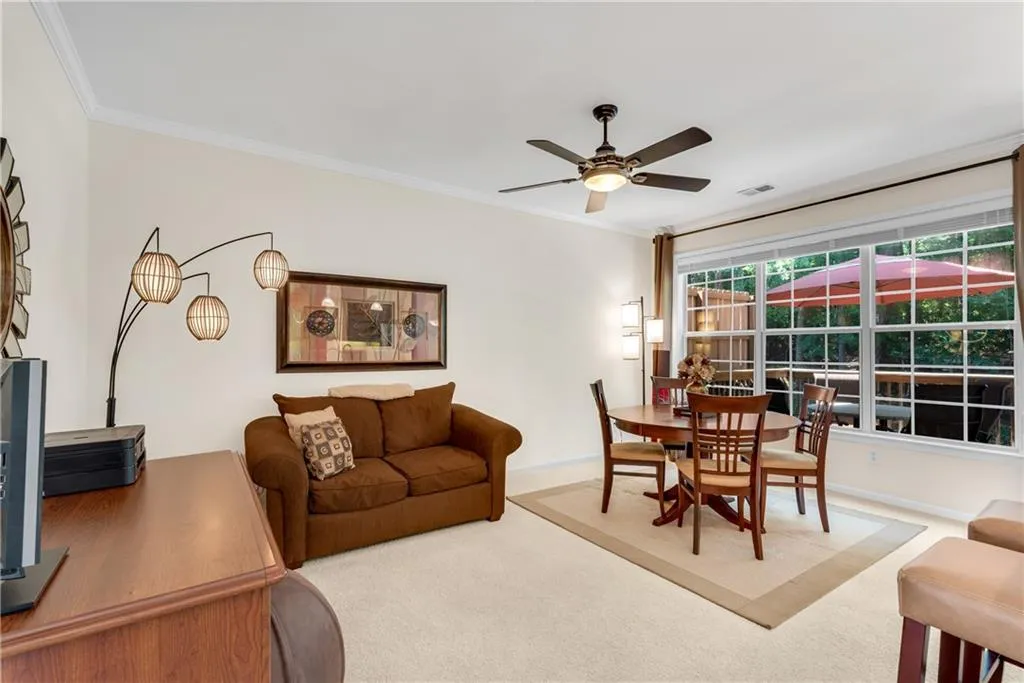 3733 Chattahoochee Summit Drive Se Unit 7, Atlanta, Georgia 30339, 3 Bedrooms Bedrooms, ,2 BathroomsBathrooms,Residential,For Sale,3733 Chattahoochee Summit Drive Se Unit 7,7604825