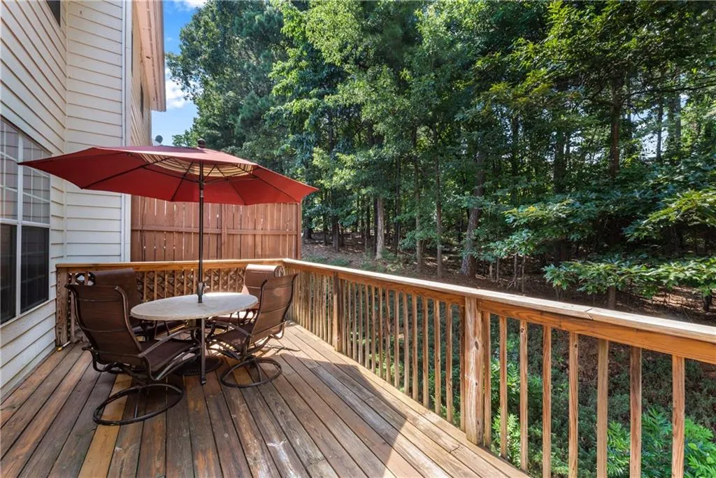 3733 Chattahoochee Summit Drive Se Unit 7, Atlanta, Georgia 30339, 3 Bedrooms Bedrooms, ,2 BathroomsBathrooms,Residential,For Sale,3733 Chattahoochee Summit Drive Se Unit 7,7604825
