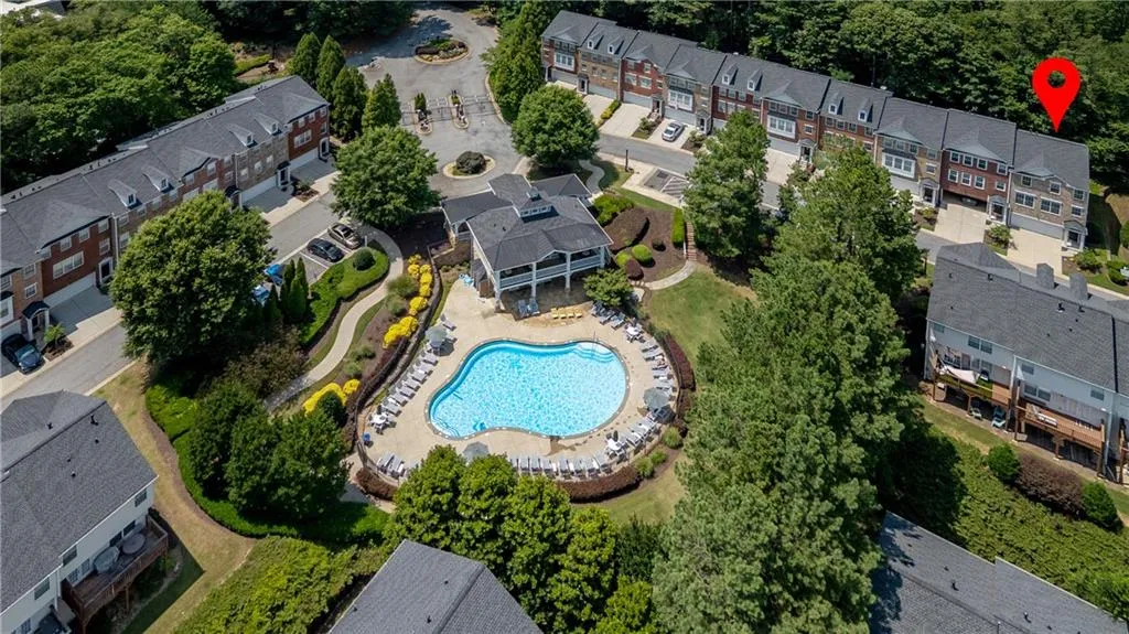 3733 Chattahoochee Summit Drive Se Unit 7, Atlanta, Georgia 30339, 3 Bedrooms Bedrooms, ,2 BathroomsBathrooms,Residential,For Sale,3733 Chattahoochee Summit Drive Se Unit 7,7604825