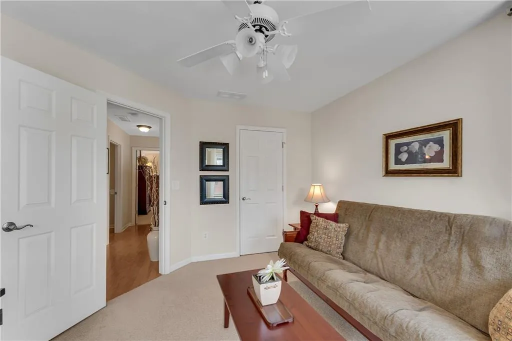 3733 Chattahoochee Summit Drive Se Unit 7, Atlanta, Georgia 30339, 3 Bedrooms Bedrooms, ,2 BathroomsBathrooms,Residential,For Sale,3733 Chattahoochee Summit Drive Se Unit 7,7604825