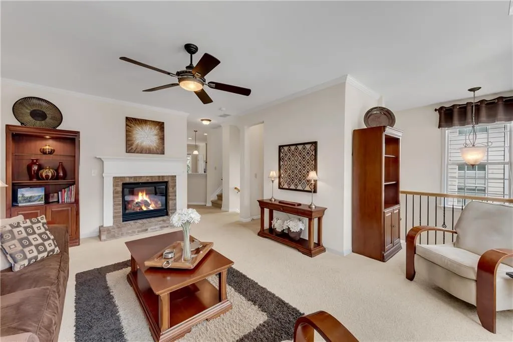 3733 Chattahoochee Summit Drive Se Unit 7, Atlanta, Georgia 30339, 3 Bedrooms Bedrooms, ,2 BathroomsBathrooms,Residential,For Sale,3733 Chattahoochee Summit Drive Se Unit 7,7604825