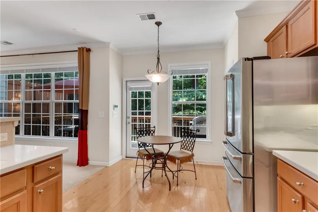 3733 Chattahoochee Summit Drive Se Unit 7, Atlanta, Georgia 30339, 3 Bedrooms Bedrooms, ,2 BathroomsBathrooms,Residential,For Sale,3733 Chattahoochee Summit Drive Se Unit 7,7604825