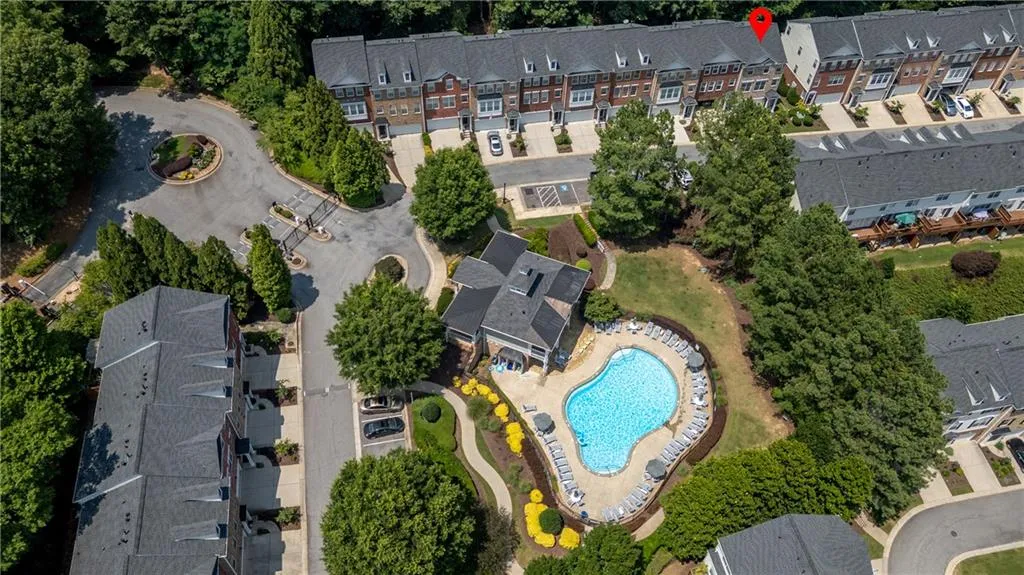 3733 Chattahoochee Summit Drive Se Unit 7, Atlanta, Georgia 30339, 3 Bedrooms Bedrooms, ,2 BathroomsBathrooms,Residential,For Sale,3733 Chattahoochee Summit Drive Se Unit 7,7604825