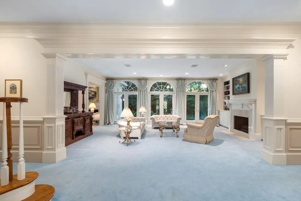 9661 Huntcliff Trace, Sandy Springs, Georgia 30350, 5 Bedrooms Bedrooms, ,3 BathroomsBathrooms,Residential,Sold,9661 Huntcliff Trace,6545032