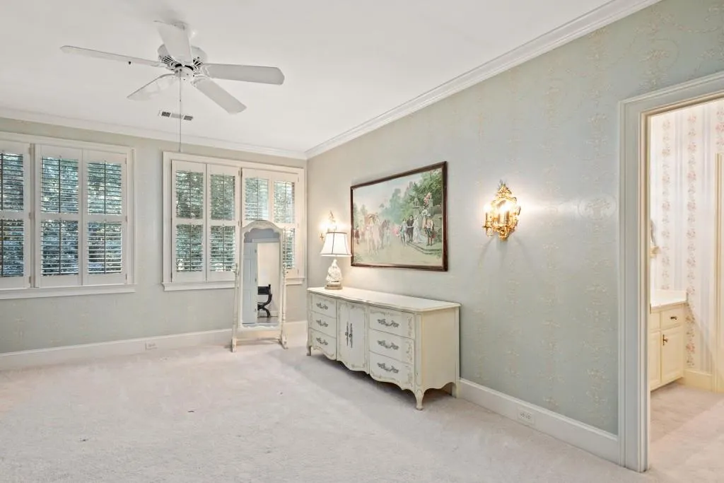 9661 Huntcliff Trace, Sandy Springs, Georgia 30350, 5 Bedrooms Bedrooms, ,3 BathroomsBathrooms,Residential,Sold,9661 Huntcliff Trace,6545032