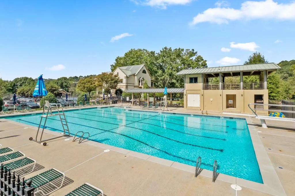 9661 Huntcliff Trace, Sandy Springs, Georgia 30350, 5 Bedrooms Bedrooms, ,3 BathroomsBathrooms,Residential,Sold,9661 Huntcliff Trace,6545032