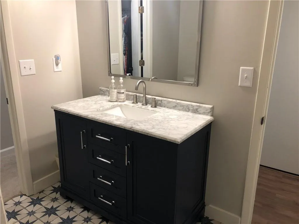 1502 Woodcliff Drive, Sandy Springs, Georgia 30350, 2 Bedrooms Bedrooms, ,1 BathroomBathrooms,Residential,Sold,1502 Woodcliff Drive,6621081
