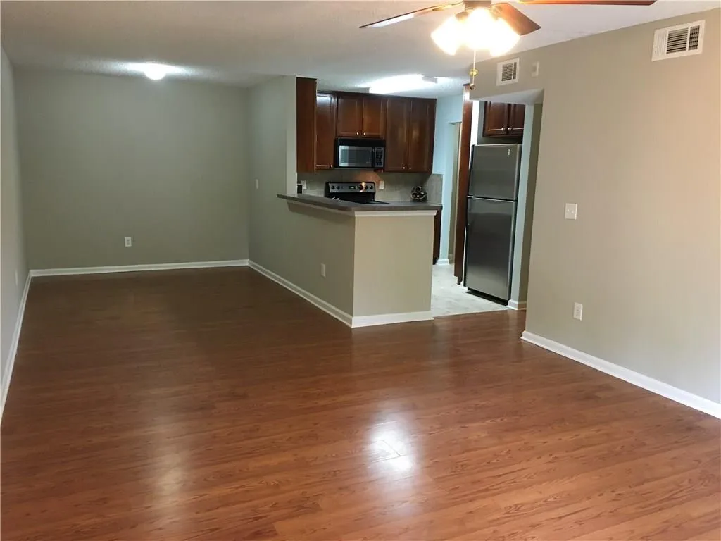 3650 Ashford Dunwoody Road Unit 416, Brookhaven, Georgia 30319, 2 Bedrooms Bedrooms, ,1 BathroomBathrooms,Residential,Sold,3650 Ashford Dunwoody Road Unit 416,5674475