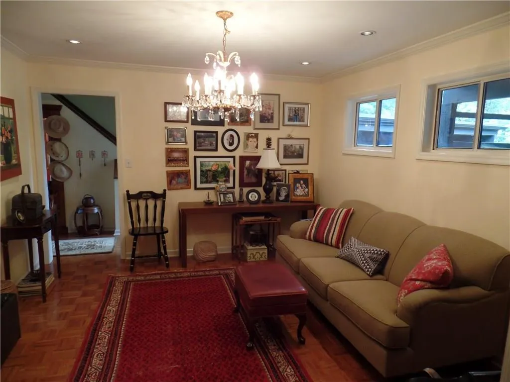 71 Forrest Place, Sandy Springs, Georgia 30328, 3 Bedrooms Bedrooms, ,2 BathroomsBathrooms,Residential,Sold,71 Forrest Place,5602867