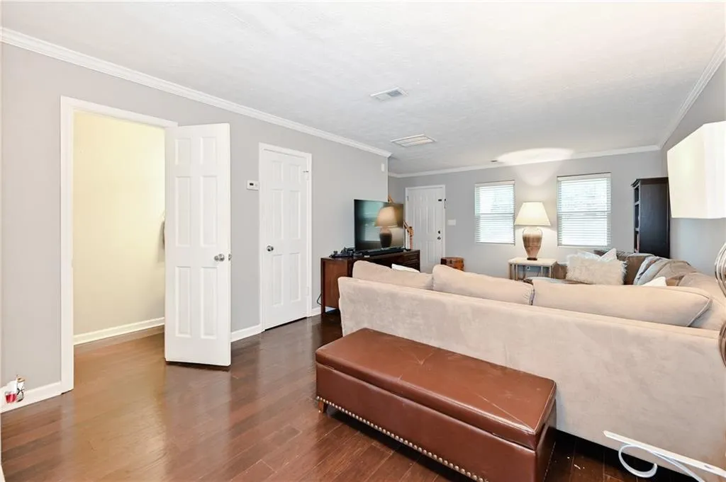 145 N River Drive Unit H, Sandy Springs, Georgia 30350, 2 Bedrooms Bedrooms, ,2 BathroomsBathrooms,Residential,Sold,145 N River Drive Unit H,6739520