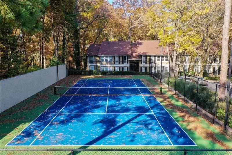 5157 Roswell Road Unit 4, Atlanta, Georgia 30342, 1 Bedroom Bedrooms, ,1 BathroomBathrooms,Residential,Sold,5157 Roswell Road Unit 4,6648663