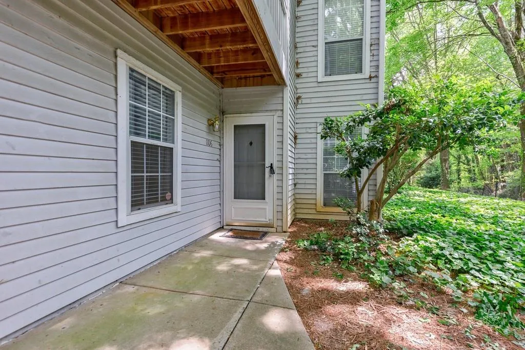 1106 Gettysburg Place, Sandy Springs, Georgia 30350, 2 Bedrooms Bedrooms, ,2 BathroomsBathrooms,Residential,Sold,1106 Gettysburg Place,6872975