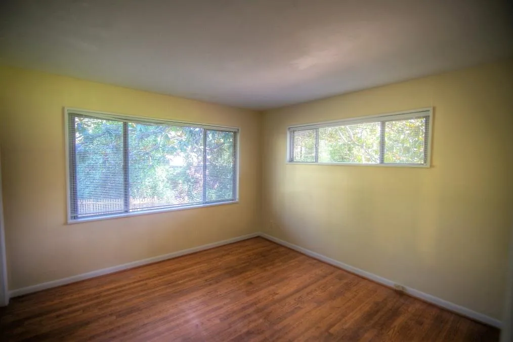 6215 Hunting Creek Road, Atlanta, Georgia 30328, 3 Bedrooms Bedrooms, ,2 BathroomsBathrooms,Residential,Sold,6215 Hunting Creek Road,5752718