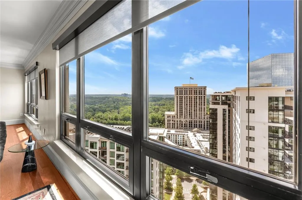 3481 Lakeside Drive Ne Unit P203, Atlanta, Georgia 30326, 2 Bedrooms Bedrooms, ,2 BathroomsBathrooms,Residential,For Sale,3481 Lakeside Drive Ne Unit P203,7623429