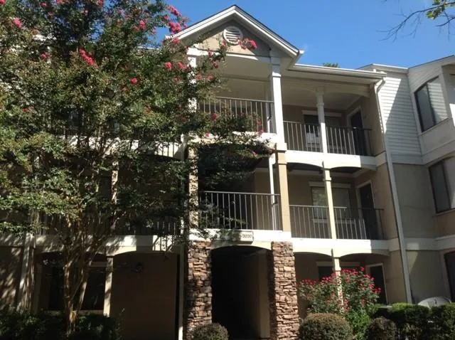2017 Wingate Way, Sandy Springs, Georgia 30350, 2 Bedrooms Bedrooms, ,2 BathroomsBathrooms,Residential,Sold,2017 Wingate Way,5909125