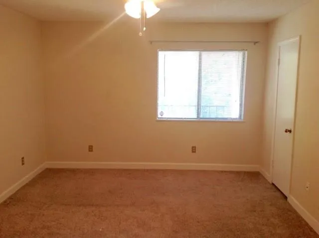 2017 Wingate Way, Sandy Springs, Georgia 30350, 2 Bedrooms Bedrooms, ,2 BathroomsBathrooms,Residential,Sold,2017 Wingate Way,5909125