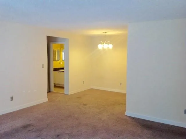 2017 Wingate Way, Sandy Springs, Georgia 30350, 2 Bedrooms Bedrooms, ,2 BathroomsBathrooms,Residential,Sold,2017 Wingate Way,5909125