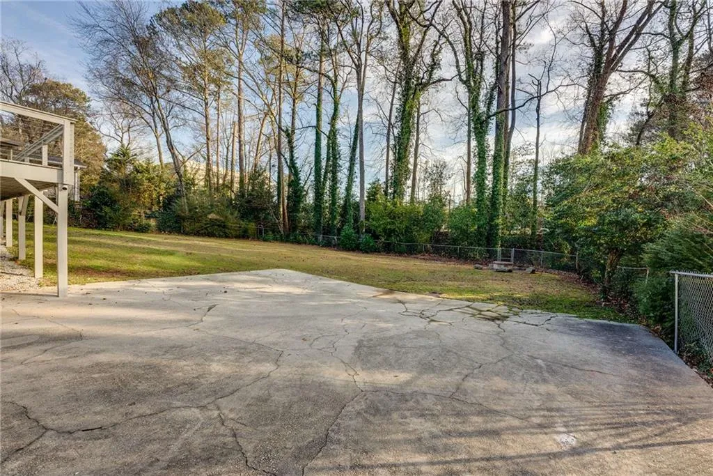 705 Glenforest Road, Atlanta, Georgia 30328, 4 Bedrooms Bedrooms, ,3 BathroomsBathrooms,Residential,Sold,705 Glenforest Road,7503397