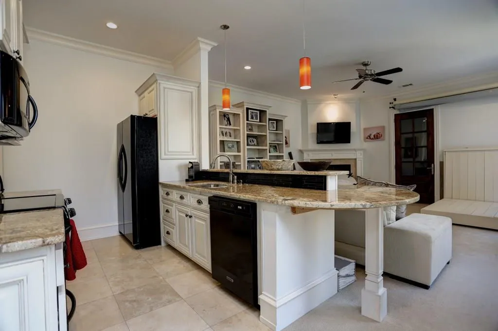 347 Tall Oaks Drive, Atlanta, Georgia 30342, 6 Bedrooms Bedrooms, ,7 BathroomsBathrooms,Residential,Sold,347 Tall Oaks Drive,5805454