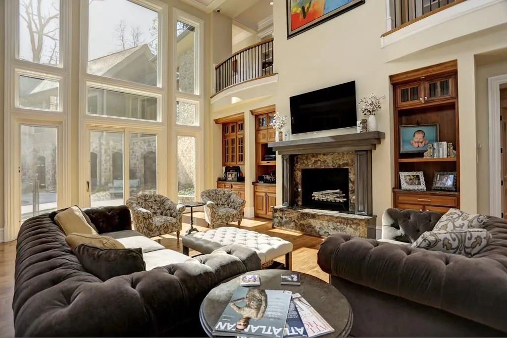 347 Tall Oaks Drive, Atlanta, Georgia 30342, 6 Bedrooms Bedrooms, ,7 BathroomsBathrooms,Residential,Sold,347 Tall Oaks Drive,5805454