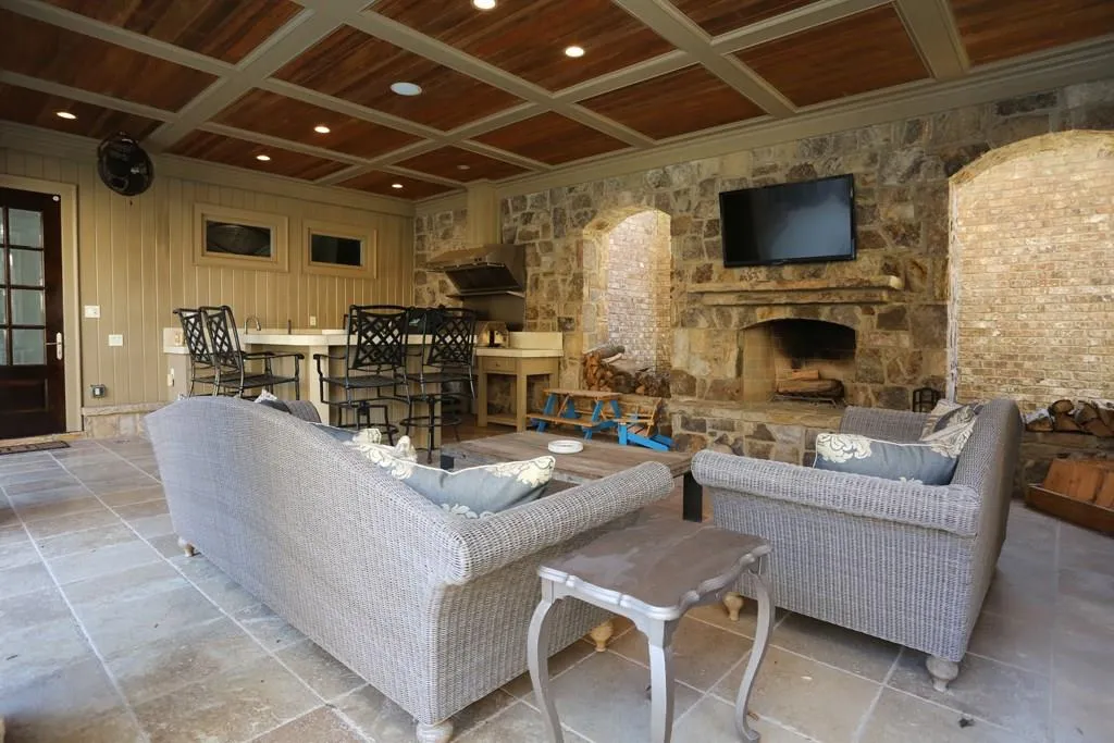 347 Tall Oaks Drive, Atlanta, Georgia 30342, 6 Bedrooms Bedrooms, ,7 BathroomsBathrooms,Residential,Sold,347 Tall Oaks Drive,5805454