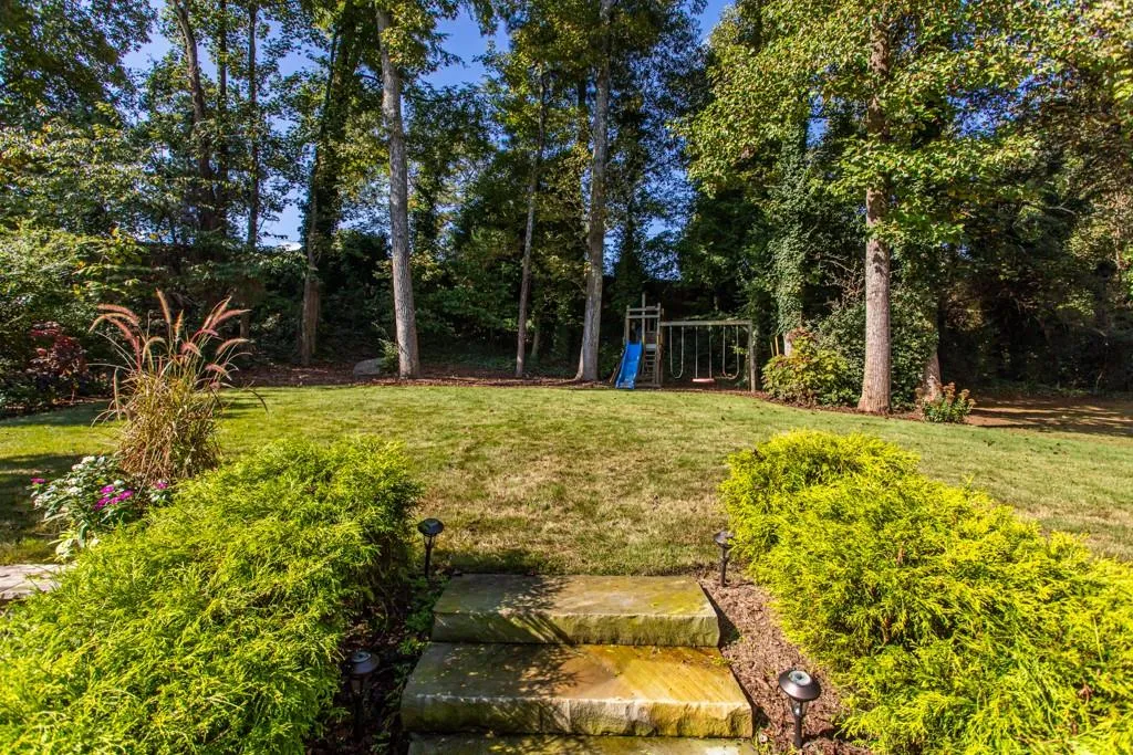 245 Marchand Court, Atlanta, Georgia 30328, 4 Bedrooms Bedrooms, ,2 BathroomsBathrooms,Residential,Sold,245 Marchand Court,6957008