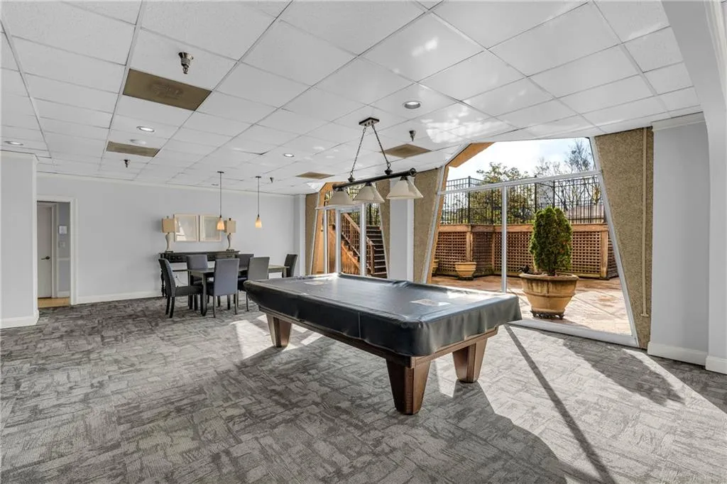 2479 Peachtree Road Ne Unit 506, Atlanta, Georgia 30305, 1 Bedroom Bedrooms, 0 ,1 BathroomBathrooms,Residential,For Sale,2479 Peachtree Road Ne Unit 506,7683191