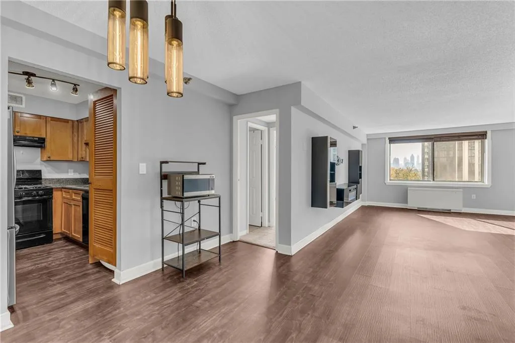 2479 Peachtree Road Ne Unit 506, Atlanta, Georgia 30305, 1 Bedroom Bedrooms, 0 ,1 BathroomBathrooms,Residential,For Sale,2479 Peachtree Road Ne Unit 506,7683191