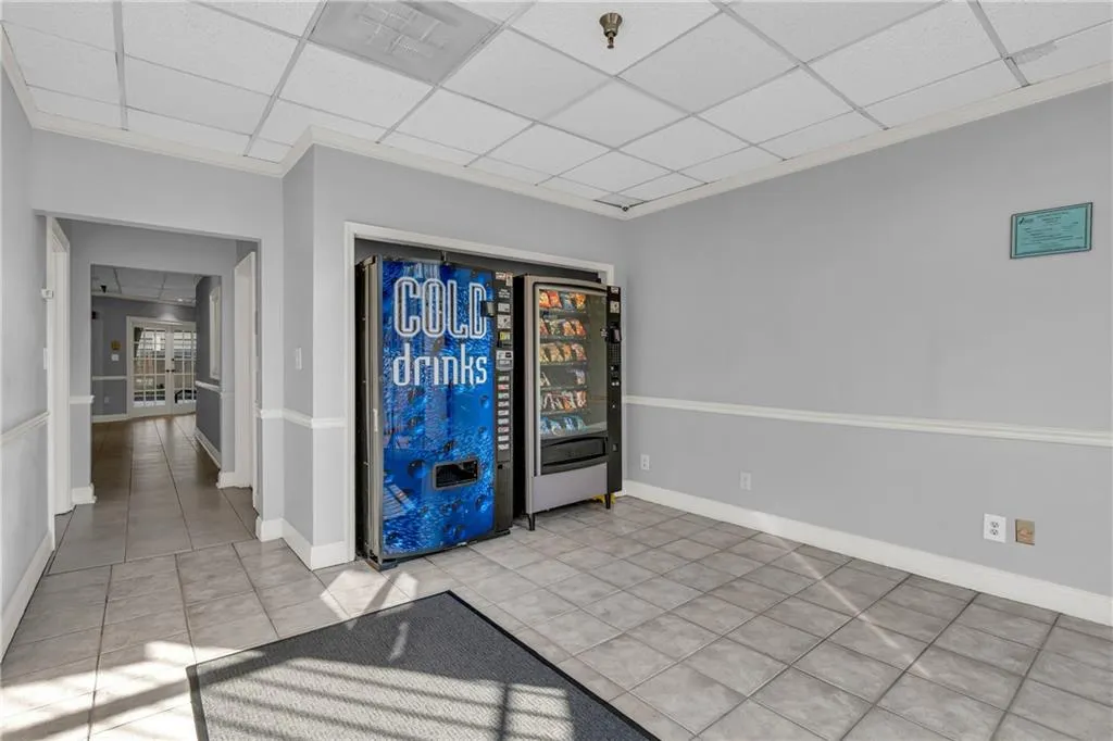 2479 Peachtree Road Ne Unit 506, Atlanta, Georgia 30305, 1 Bedroom Bedrooms, 0 ,1 BathroomBathrooms,Residential,For Sale,2479 Peachtree Road Ne Unit 506,7683191