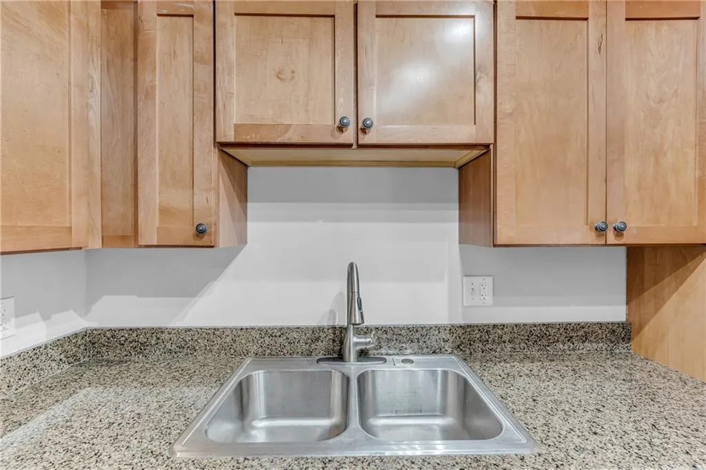 2479 Peachtree Road Ne Unit 506, Atlanta, Georgia 30305, 1 Bedroom Bedrooms, 0 ,1 BathroomBathrooms,Residential,For Sale,2479 Peachtree Road Ne Unit 506,7683191
