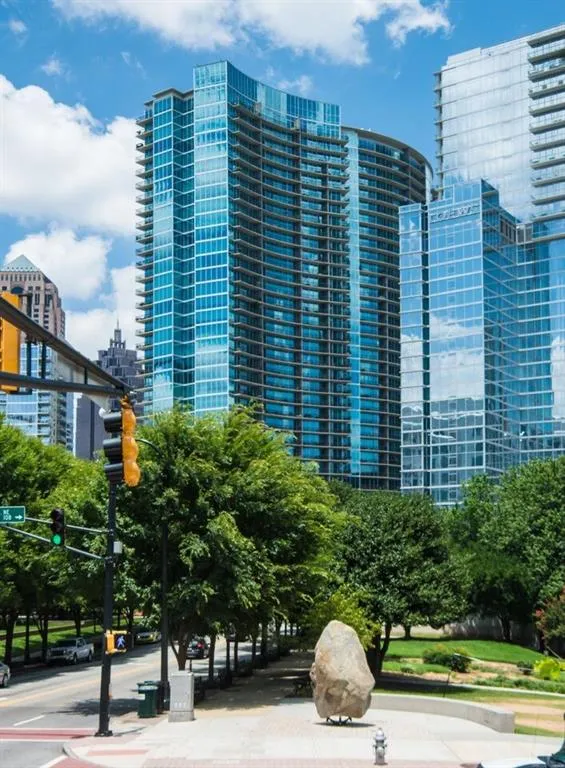 1080 Peachtree Street Ne Unit 2210, Atlanta, Georgia 30309, 2 Bedrooms Bedrooms, ,2 BathroomsBathrooms,Residential,Sold,1080 Peachtree Street Ne Unit 2210,5649213