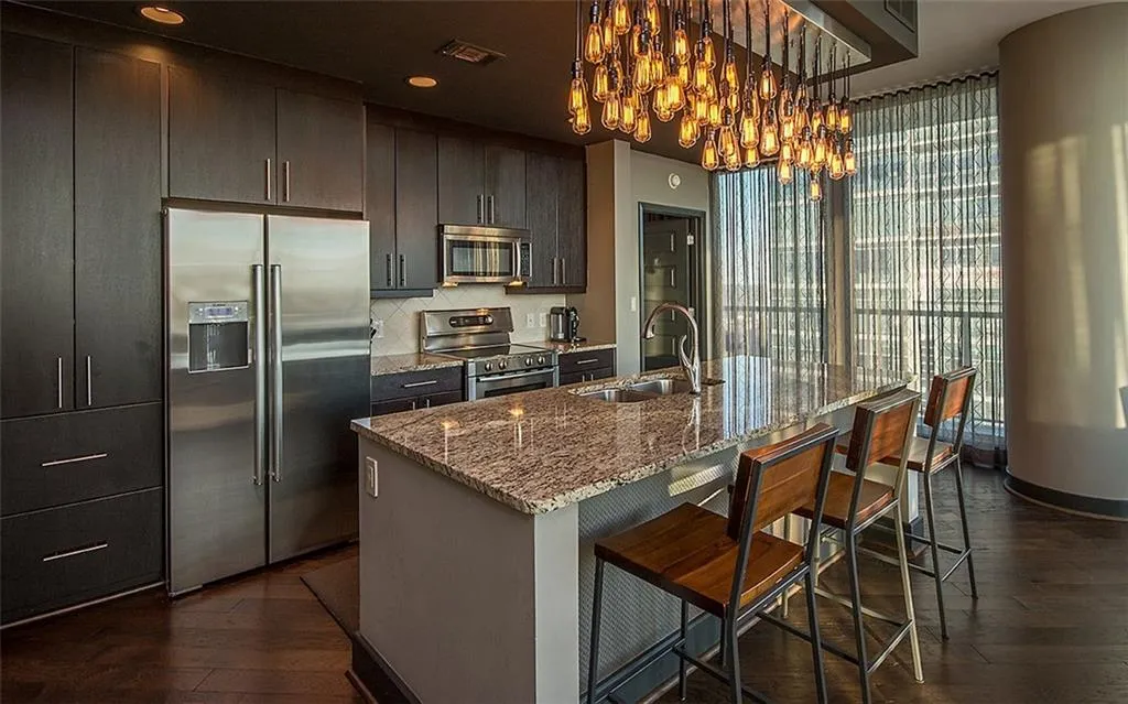 1080 Peachtree Street Ne Unit 2210, Atlanta, Georgia 30309, 2 Bedrooms Bedrooms, ,2 BathroomsBathrooms,Residential,Sold,1080 Peachtree Street Ne Unit 2210,5649213