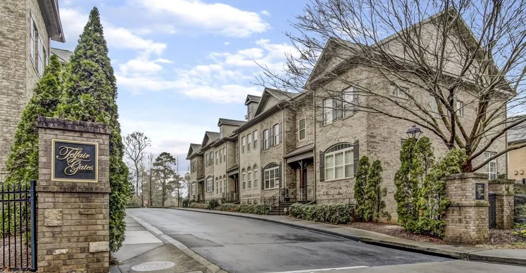 905 Telfair Close, Sandy Springs, Georgia 30350, 3 Bedrooms Bedrooms, ,3 BathroomsBathrooms,Residential,Sold,905 Telfair Close,6505832