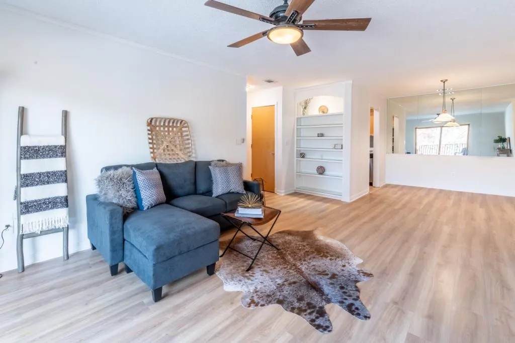 6851 Roswell Road Unit 0-9, Sandy Springs, Georgia 30328, 1 Bedroom Bedrooms, ,1 BathroomBathrooms,Residential,Sold,6851 Roswell Road Unit 0-9,6987019