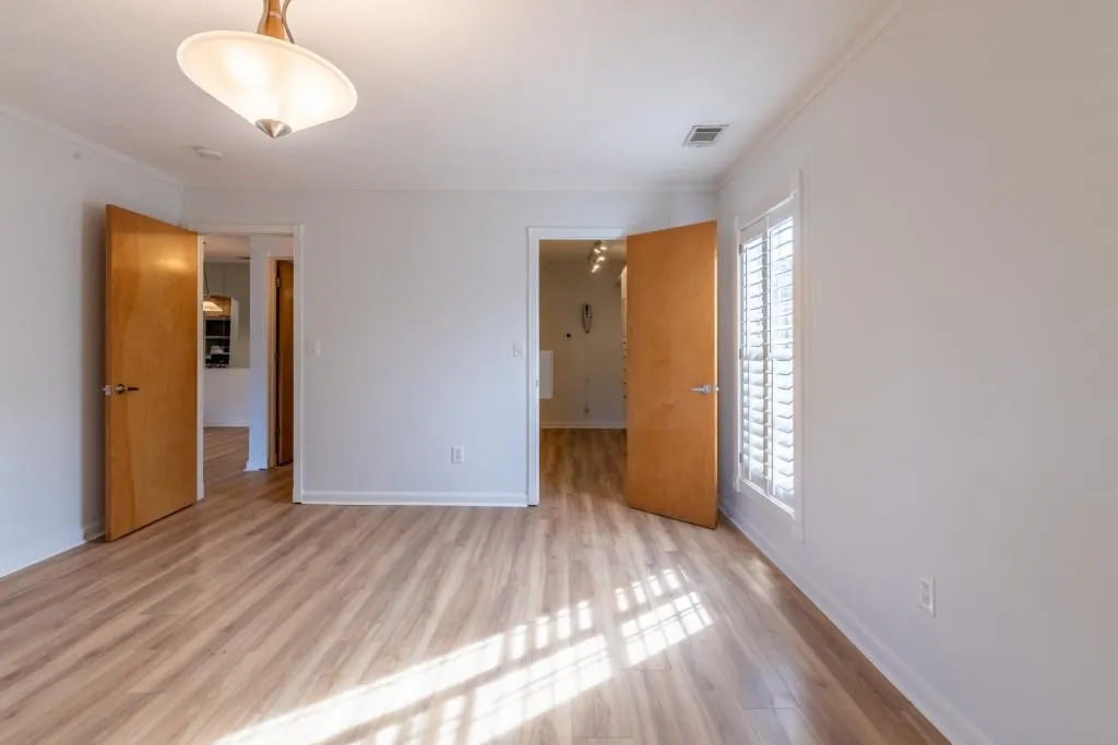 6851 Roswell Road Unit 0-9, Sandy Springs, Georgia 30328, 1 Bedroom Bedrooms, ,1 BathroomBathrooms,Residential,Sold,6851 Roswell Road Unit 0-9,6987019